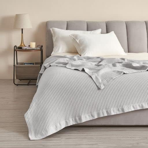 100% Cotton Blanket for King Size Bed - Grey Waffle Weave Lightweight Summer Bed Blanket - 102x90in Prewashed Breathable, Woven, Layering Blanket (King, Light Grey)