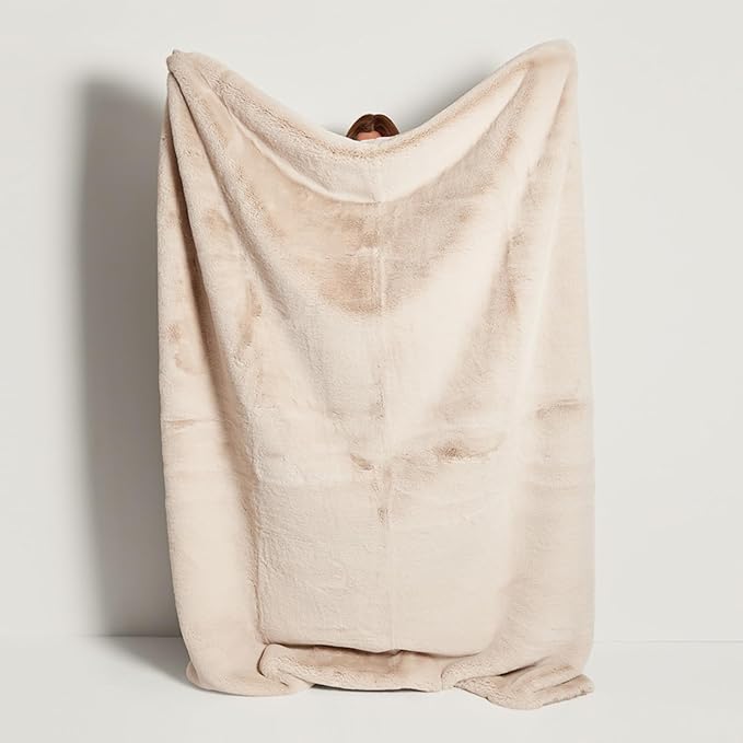 UnHide Marshmallow - Faux Fur Blanket - Heavy Weight, Extra Soft Blanket - Made from Recycled Materials - Machine Washable - Small (50" x 60") - Beige Bear