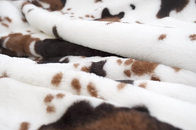 NativeSkins Cow Print Blanket Large (5.0 x 6.7 ft) - Cozy Cow Blanket Western Throw, Fluffy Fur Throw for Sofa, Plush and Warm