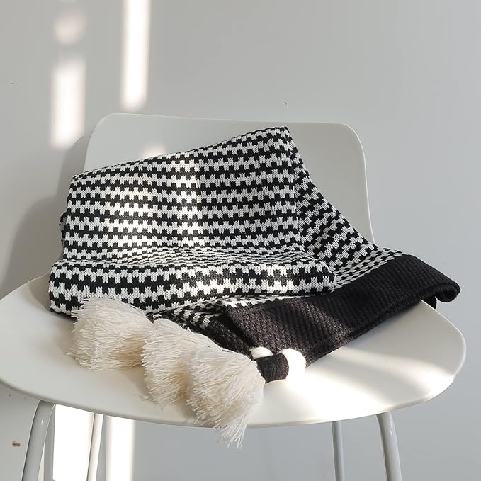 Black and White Throw Blankets, Modern Striped Throw Blanket with Tassels, Soft Patterned Throw Blanket for Sofa Bed and Living Room (47.5x60 Inch)