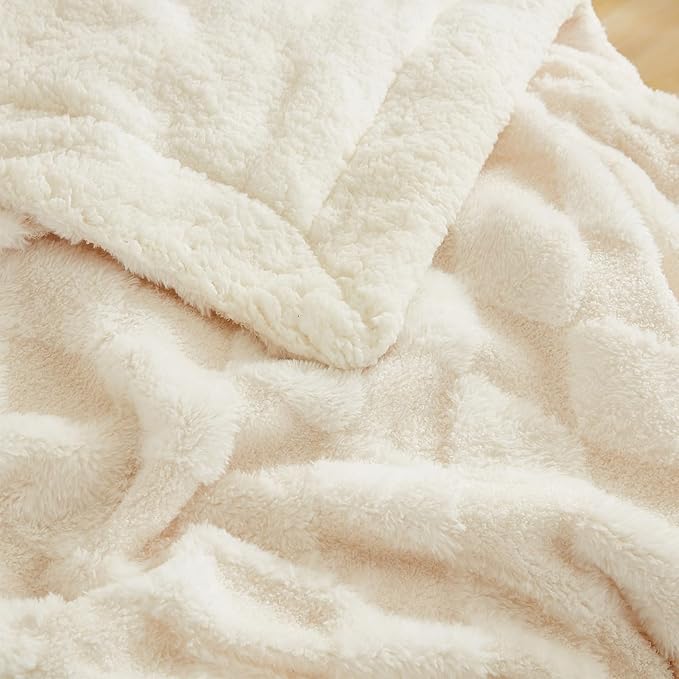 PU MEI Luxury Faux Fur Rabbit Fur Throw Blanket White 90"x80",Plush Reversible Sherpa Blankets,Queen Fuzzy Elegant Blanket Thick Throws for Bed,Washable Bedding Accent Blankets for Sofa Couch Chair