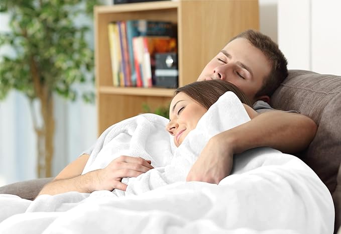 Utopia Bedding Fleece Blanket Full Size White 300GSM Luxury Fuzzy Soft Anti-Static Microfiber Bed Blanket (90x84 Inch)