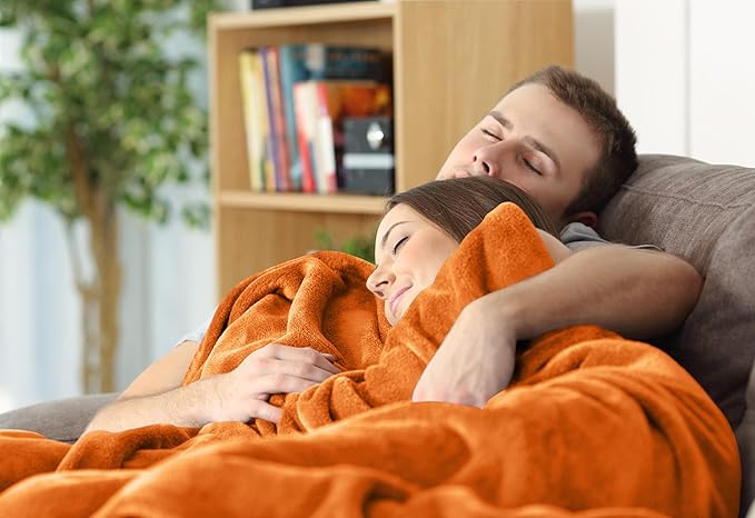 Utopia Bedding Fleece Blanket Full Size Burnt Orange 300GSM Luxury Fuzzy Soft Anti-Static Microfiber Bed Blanket (90x84 Inch)