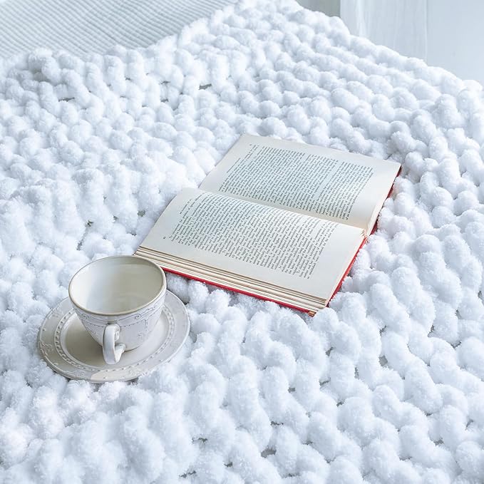 Chunky Knit Blanket - Luxury Soft Cozy Small Size(40 * 50) Throw Blanket,100% Woven Blanket Rope Knot Throw Blanket for Couch, Sofa, Home Decor, Gift - Machine Washable(White)