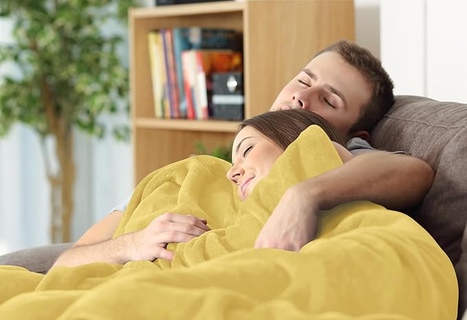 Utopia Bedding Fleece Blanket King Size Yellow 300GSM Luxury Fuzzy Soft Anti-Static Microfiber Bed Blanket (90x102 Inch)