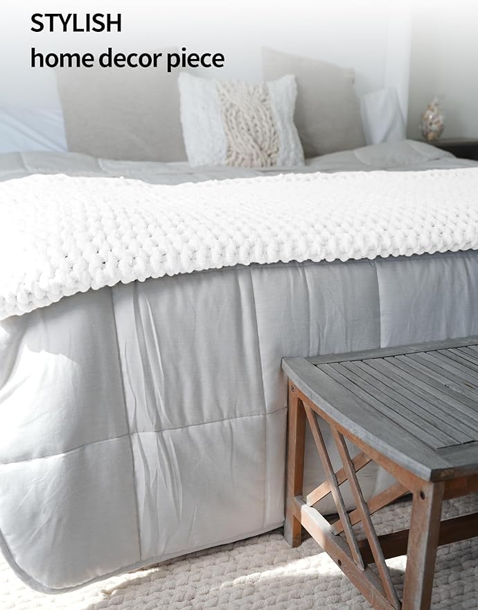YnM Chunky Throw Blanket, Medium-Weight, Hand Knitted with Chenielle Yarn, Skin Friendly, Ventilated and Breathable, Machine Washable, Home Décor Piece for Couch, Sofa and Bed (White, 80x87 Inch)