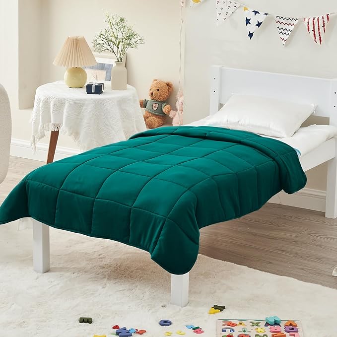 yescool Weighted Blanket (3 lbs, 36" x 48", Dark Green) Cooling Heavy Blanket for Sleeping Perfect for 20-40 lbs, Breathable Blanket with Premium Glass Bead, Machine Washable