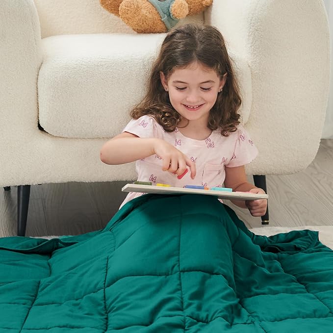 yescool Weighted Blanket (3 lbs, 36" x 48", Dark Green) Cooling Heavy Blanket for Sleeping Perfect for 20-40 lbs, Breathable Blanket with Premium Glass Bead, Machine Washable