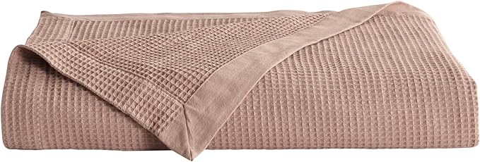Great Bay Home 100% Cotton Blanket for Twin Size Bed | Lightweight and Breathable Waffle Weave Blankets for Summer & Spring | Versatile, Layering Pink Bed Blanket, Redwood, 90x66 inches