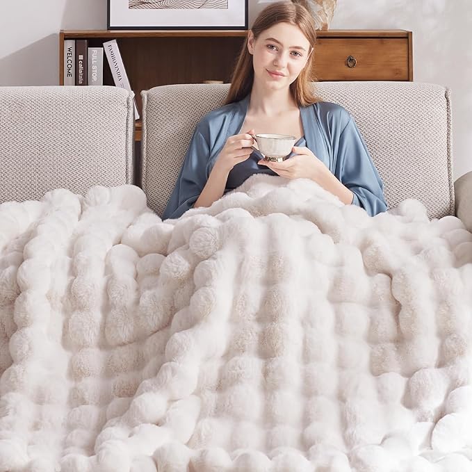 Heated Blanket Throw with 1/2/4/6/8 Hours Auto-Off 10 Heat Level, 62'' * 84'' Cozy Faux Rabbit Fur Bubble Electric Blanket with Overheat Protection(White)