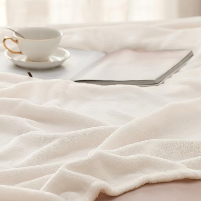 Bedsure Fleece Blankets Queen Size Cream - Bed Blanket Soft Lightweight Plush Fuzzy Cozy Luxury Microfiber, 90x90 inches