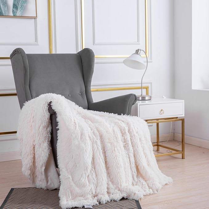 YUSOKI Twin Size Faux Fur Throw Blanket(Cream White,60" x 80"),Whithout Pillows,Winter Lightweight Plush Fuzzy Soft Cozy Microfiber Comfy Bed Blanket for Women Kids Girls Couch Sofa Washable