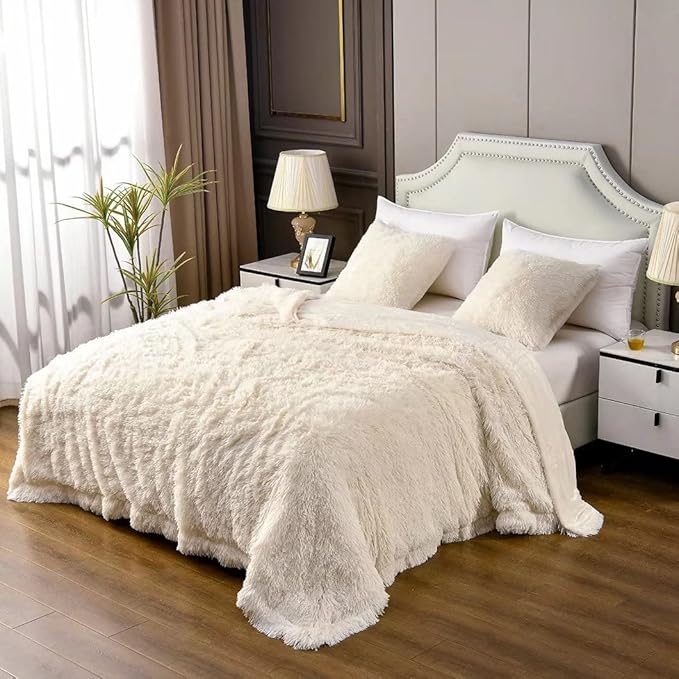 YUSOKI Cream White Queen Faux Fur Blanket,2 Layers,90"x90" Without Pillows Big Soft Plush Fuzzy Large Warm Fluffy Throw Blanket for Bed