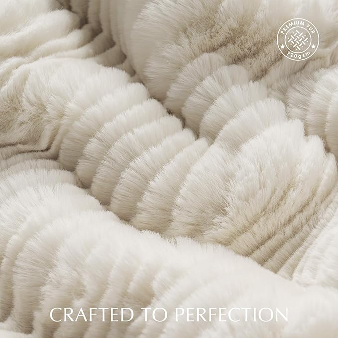 Ultra Soft Faux Fur Throw Blanket for Couch, Luxury Sculpted Texture Faux Rabbit Fur Blanket for Bed, Fluffy Thick Plush Warm Fuzzy Throw, 920GSM (Ivory White, 50''x60'')