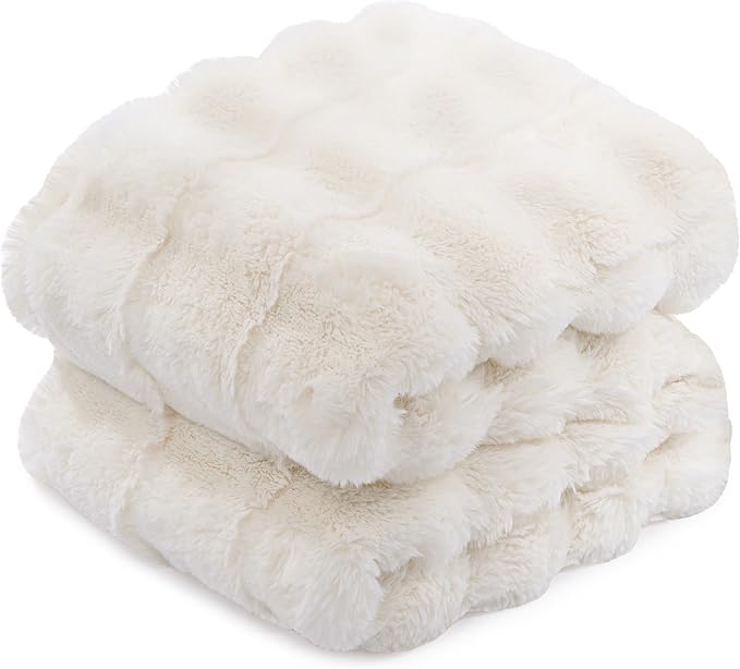 Touchat Luxury Faux Rabbit Fur Throw Blanket for Couch,Super Heavy Warm Cozy Blanket for Sofa Bedroom Living Room,Ultra Soft Fluffy Reversible Plush Blanket for Home Decor Gifts,White