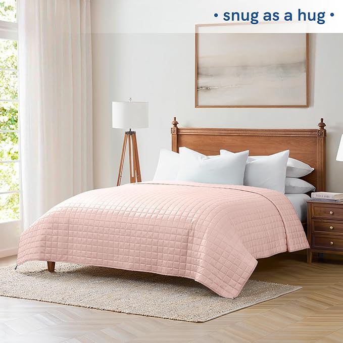 YnM Cooling Weighted Blanket for Adults, 30lbs Heavy Bed Throw Comforter with 100% PE Fabric, Ideal for Hot Sleepers or Summer Days(88x104 Inches for Queen/King Bed, 30 Pounds, Pink)