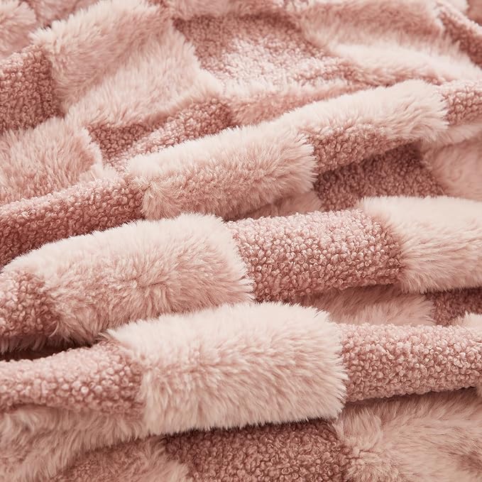 PU MEI Luxury Faux Fur Rabbit Fur Throw Blanket Pink 60"*80",Soft Plush Reversible Sherpa Blankets,Twin Fuzzy Elegant Blanket Thick Throws for Bed,Comfy Bedding Accent Blankets for Sofa Couch Chair