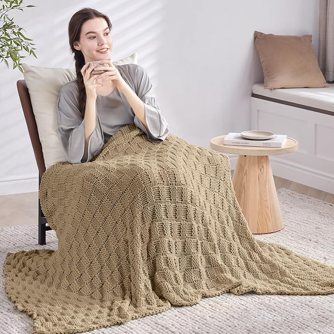Knitted Weighted Blanket for Adult, No Beads Heavy Blanket 70” x 90'' 20lbs, Breathable Chunky Knit Blanket, Cooling Weighted Blanket for Hot Sleepers, Christmas Home Decor (Camel)
