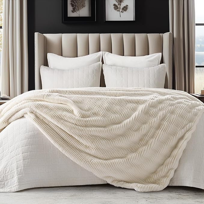 Ultra Soft Faux Fur Throw Blanket for Couch, Luxury Sculpted Texture Faux Rabbit Fur Blanket for Bed, Fluffy Thick Plush Warm Fuzzy Throw, 920GSM (Ivory White, 50''x60'')