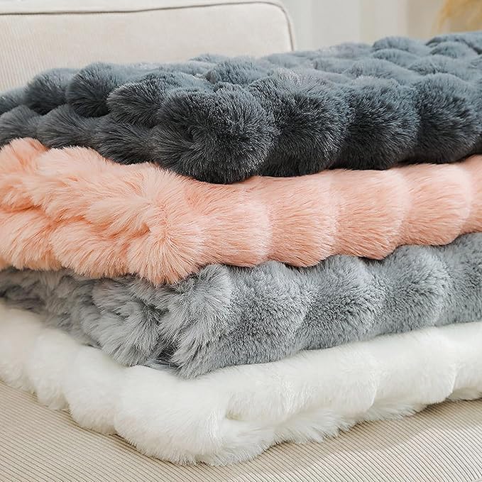 UKELER White Faux Fur Throw Blanket Large Super Soft Fluffy Bed Blankets Throws for Bedroom, Living Room, Couch, Sofa, Office, Camping Plush Furry Blanket 60''x80''