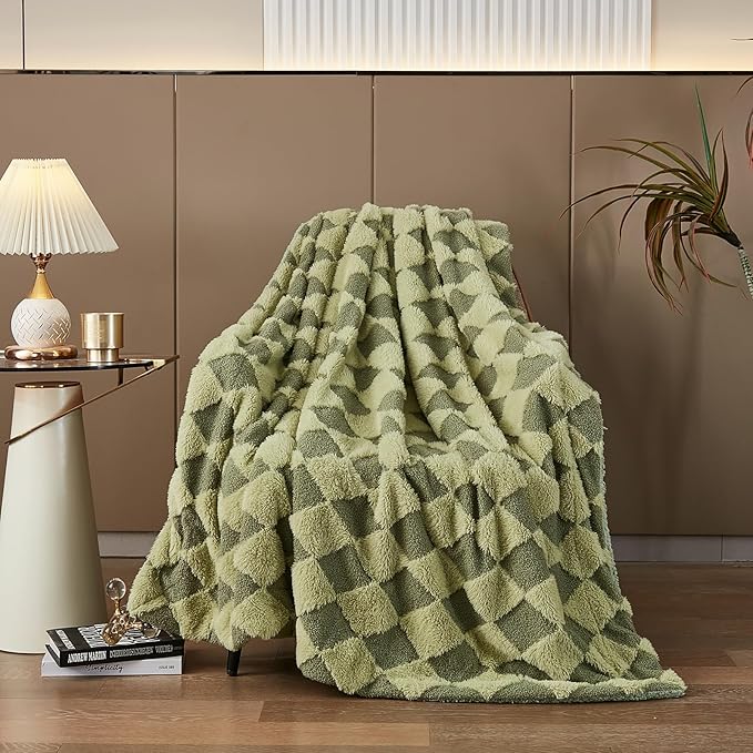 PU MEI Luxury Faux Fur Rabbit Fur Throw Blanket Sage Green 90"x80",Plush Reversible Sherpa Blankets,Queen Fuzzy Blanket Thick Throws for Bed,Washable Bedding Accent Blankets for Sofa Couch Chair