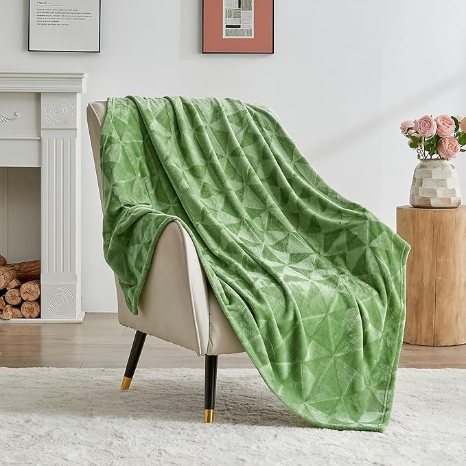 SOCHOW Triangle Textured Flannel Fleece Throw Blanket, Super Soft Lightweight Cozy Warm Plush Blanket for Bed Couch Sofa, 50 x 60 Inches, Sage Green