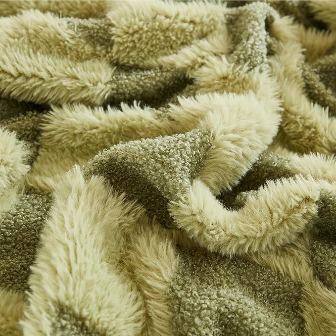 PU MEI Luxury Faux Fur Rabbit Fur Throw Blanket Sage Green 90"x80",Plush Reversible Sherpa Blankets,Queen Fuzzy Blanket Thick Throws for Bed,Washable Bedding Accent Blankets for Sofa Couch Chair