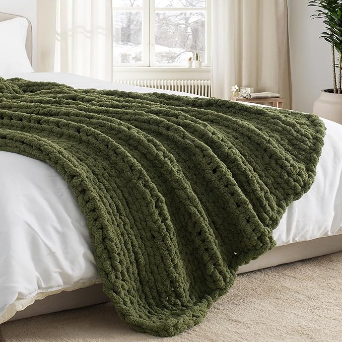 Chunky Knit Throw Blanket 50"X 60", 100% Handmade with Soft Chenille Yarn, 4.4lbs Thick Cable Knitted Blankets, Large Rope Knot Crochet Throws for Couch Sofa Bed Home Decor, Olive Green