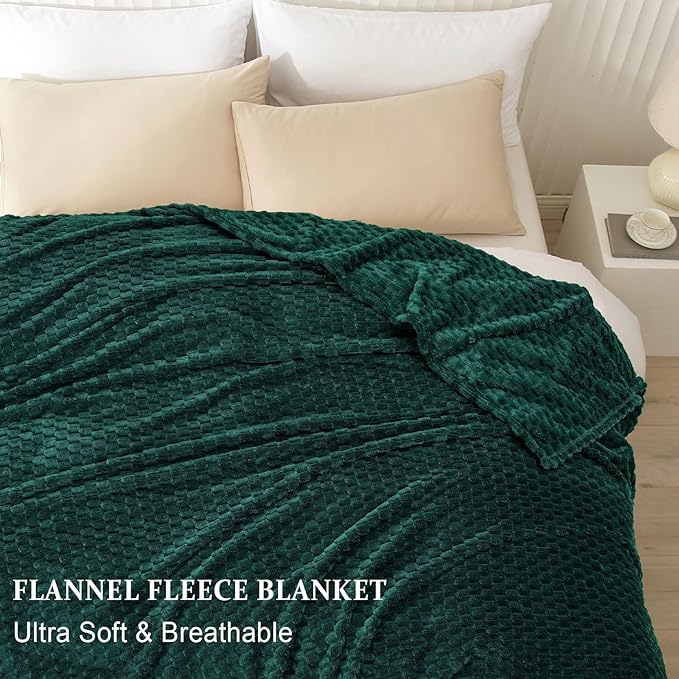 PHF Ultra Soft Flannel Fleece Blanket King Size, Lightweight 3D Jacquard Fleece Blanket, No Shedding, No Pilling, Luxury 340GSM Aesthetic Fluffy Cozy for Bed Room Decor, 108"x90", Teal