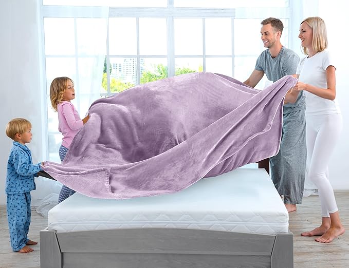 Utopia Bedding Fleece Blanket Full Size Lilac 300GSM Luxury Fuzzy Soft Anti-Static Microfiber Bed Blanket (90x84 Inch)