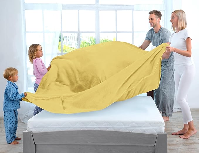 Utopia Bedding Fleece Blanket King Size Yellow 300GSM Luxury Fuzzy Soft Anti-Static Microfiber Bed Blanket (90x102 Inch)