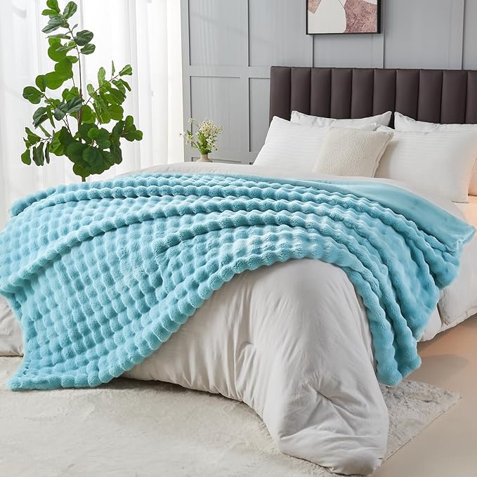 NEWCOSPLAY Faux Fur Throw Blanket Teal Bubble Blanket Thick Warm Soft for Couch Sofa Bed 550GSM (Teal, Throw(50"x60"))