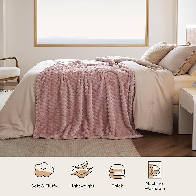 Bedsure Twin Blanket for Bed - Super Soft, Cozy Blankets for Women, Cute Fleece Gifts for Girls, Pink, 60x80 Inches
