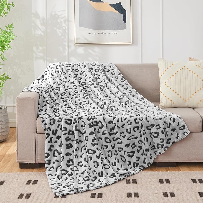 SOCHOW Flannel Fleece Cheetah Print Throw Blanket for Women, Lightweight Super Soft Cozy Plush Blanket, 60 x 80 Inches Black Leopard