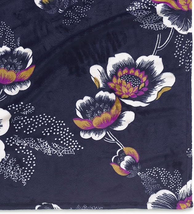 Vera Bradley Women's Fleece Oversized Throw Blanket