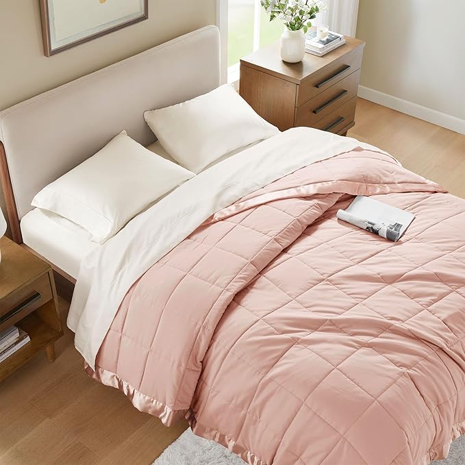 Madison Park Windom Down Alternative Blanket, Premium 3M Scotchgard Moisture Wicking Treatment, Lightweight and Soft Bed Cover For All Season, Satin Trim, Blush King