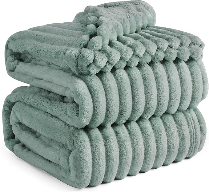 Bedsure Sage Green California King Size Blanket for Bed - GentleSoft Cozy Soft Blankets for Women, Cute Large Throws for Girls, 102x96 Inches