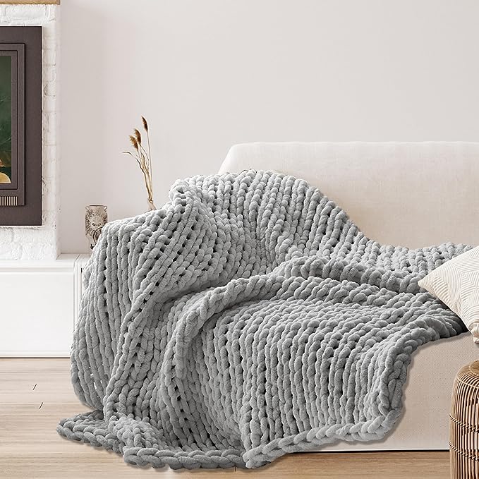 Light Grey Throw Blanket, 30" x 40" Chunky Knit Blanket, Handmade Warm & Soft Chenille Throw Blanket, Washable Decorative Knit Blanket with Jumbo Chenille Yarn for Couch Bed Sofa