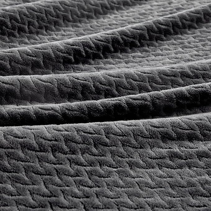 Oversized King Fleece Blanket 120x120 Inches, Seamless Soft Cozy 3D Jacquard Flannel Blanket 10'x10' Extra Large for Bed, Sofa, Couch, Travel & Camping, California King Throw, Dark Grey Leaf