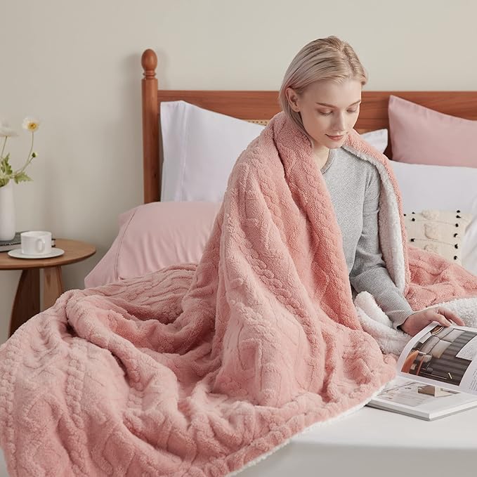Bedsure Sherpa Fleece Throw Blanket for Couch - Fuzzy Soft Cozy Cable Throw for Women, Thick Warm Blanket for Winter, Pink, 50x60 Inches