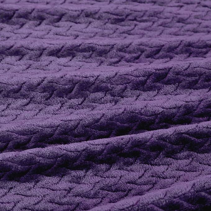 Oversized King Fleece Blanket 120x138 Inches, Seamless Soft Cozy 3D Jacquard Flannel Blanket 10'x11.5' Extra Large for Bed, Sofa, Couch, Travel & Camping, California King Throw, Purple Leaf