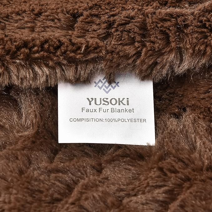 YUSOKI Luxury Faux Fur Blanket for Queen Size Bed 2 Layers,7.3lb,All Ages,Home Decoration Without Pillows (Brown,90"x90")