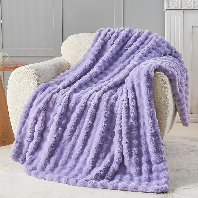 NEWCOSPLAY Faux Fur Twin Blanket Lavender Bubble Blanket Thick Warm Soft for Couch Sofa Bed 550GSM (Lavender, Twin(60"x80"))