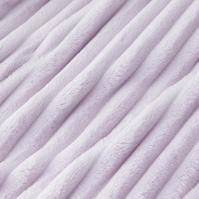 Bedsure Lavender Fog Full Blanket for Bed - GentleSoft Cozy Soft Blankets for Women, Cute Large Throws for Girls, 84x90 Inches