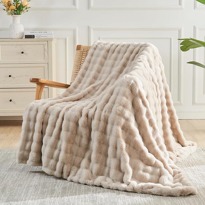 NEWCOSPLAY Faux Fur Throw Blanket Linen Bubble Blanket Thick Warm Soft for Couch Sofa Bed 550GSM (Linen, Throw(50"x60"))