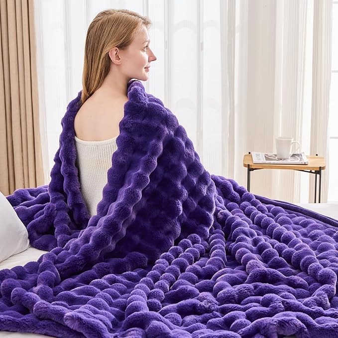 NEWCOSPLAY Faux Fur Twin Blanket Purple Bubble Blanket Thick Warm Soft for Couch Sofa Bed 550GSM (Purple, Twin(60"x80"))