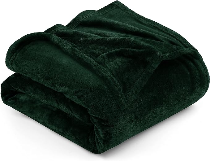 Utopia Bedding Fleece Blanket Full Size Forest Green 300GSM Luxury Fuzzy Soft Anti-Static Microfiber Bed Blanket (90x84 Inch)