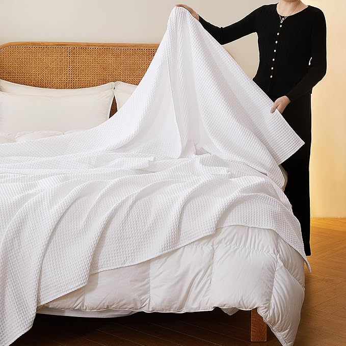 100% Cotton Waffle Blanket (White - King Size - 104 * 90''), Soft Lightweight Bed & Couch Blanket, 380 GSM Waffle Weave Throw Blanket for All Seasons