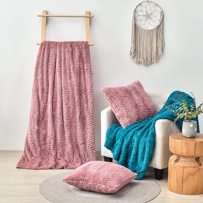 YUSOKI Luxury Faux Fur Twin XL Blanket for Twin XL Bed 2 Layers,5.2lb,All Ages,Home Decoration Without Pillows(Pink,63"x90")
