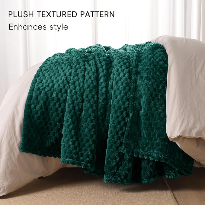 PHF Ultra Soft Flannel Fleece Blanket King Size, Lightweight 3D Jacquard Fleece Blanket, No Shedding, No Pilling, Luxury 340GSM Aesthetic Fluffy Cozy for Bed Room Decor, 108"x90", Teal